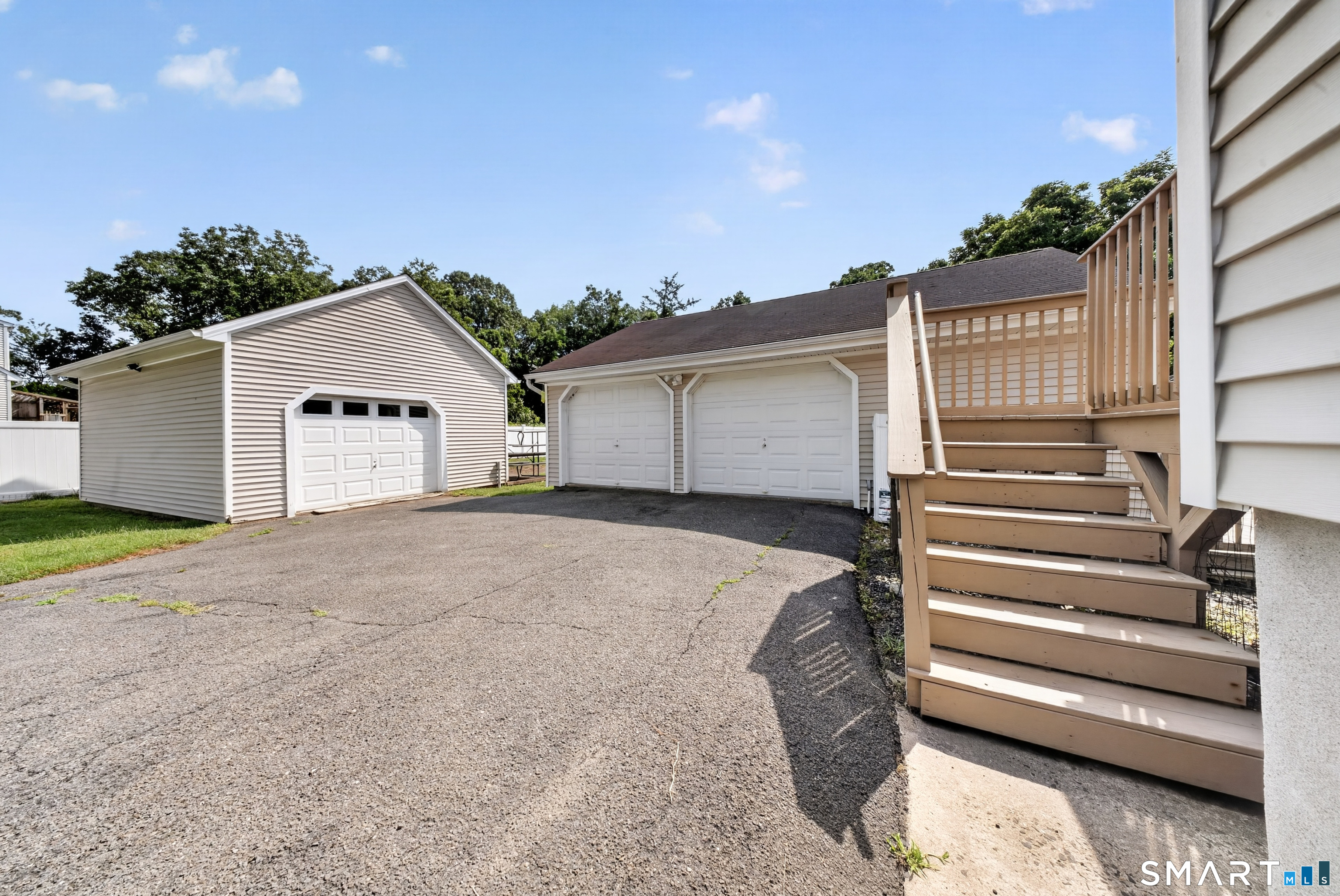 34 Lansing Avenue Property Photo 11