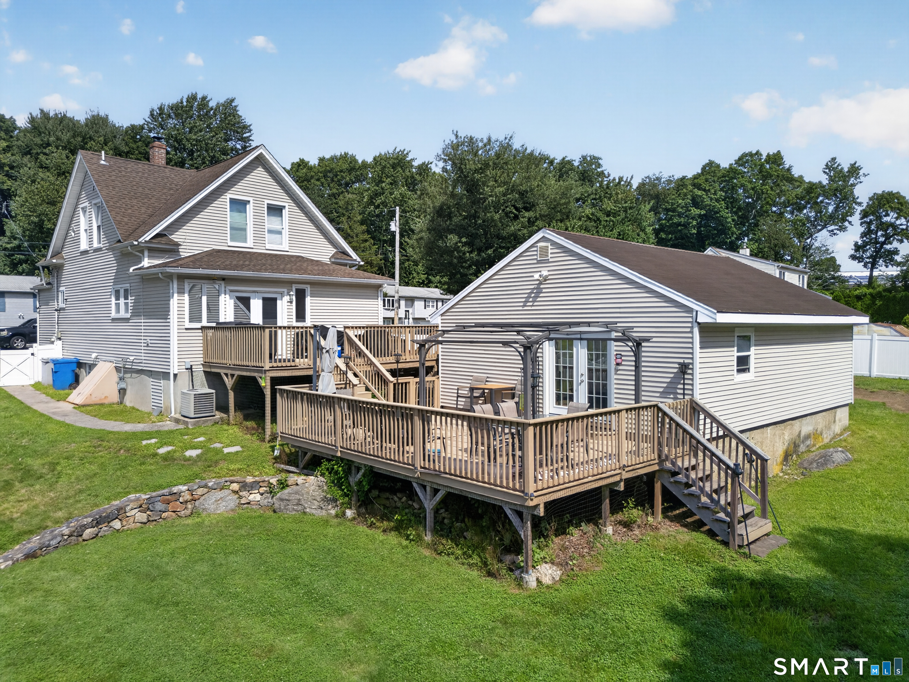 34 Lansing Avenue Property Photo 35