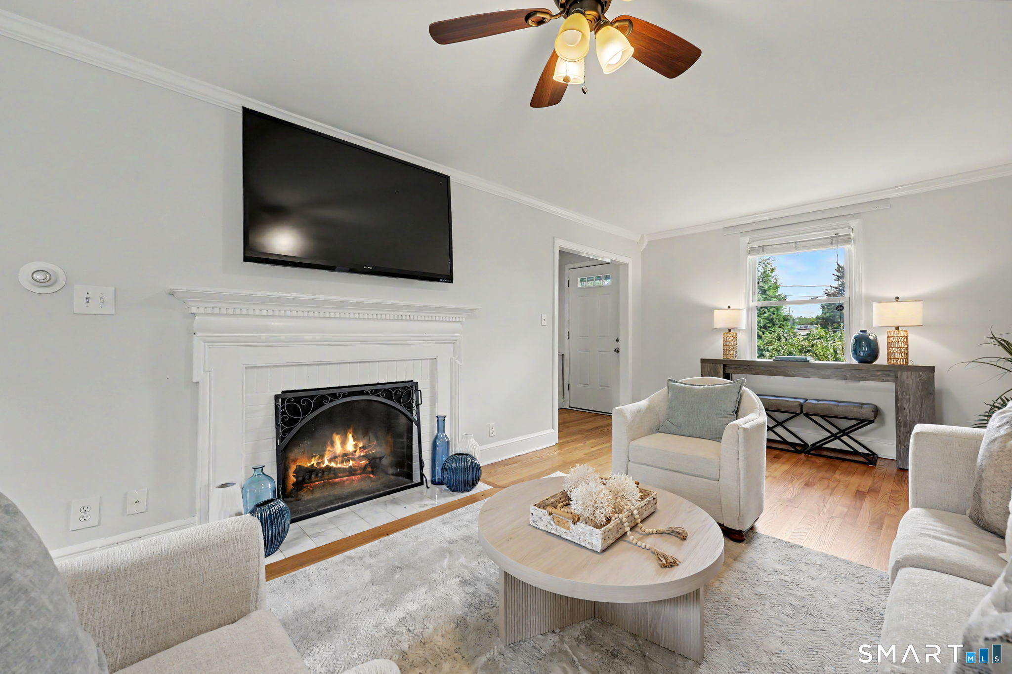 77 Round Hill Road Property Photo 4