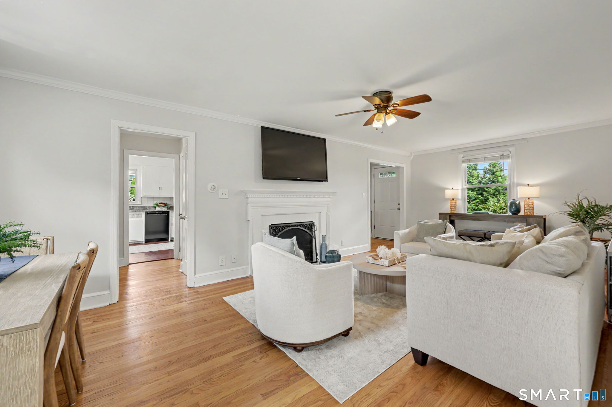 77 Round Hill Road Property Photo 6
