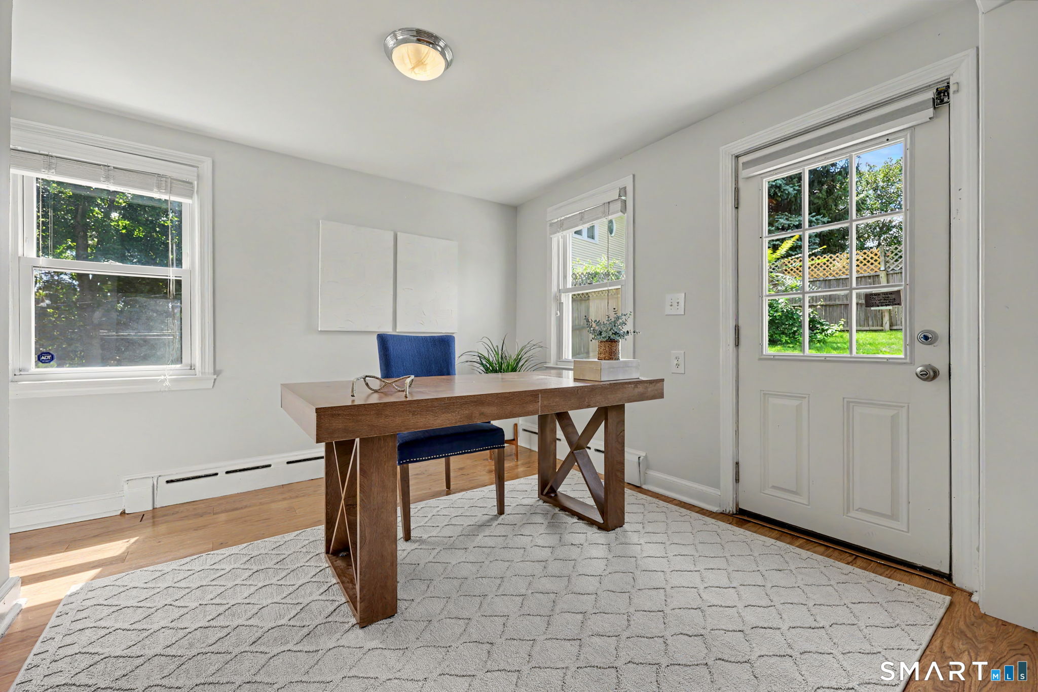 77 Round Hill Road Property Photo 11