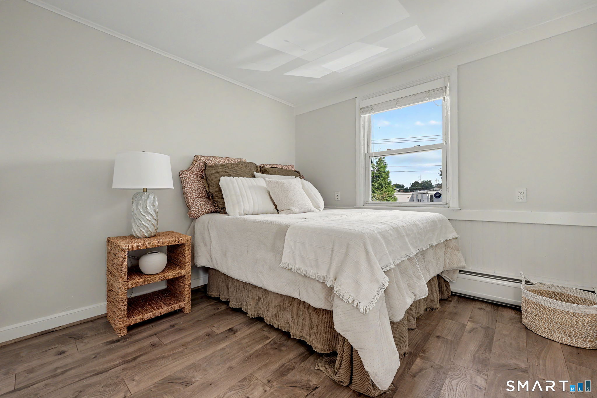 77 Round Hill Road Property Photo 12
