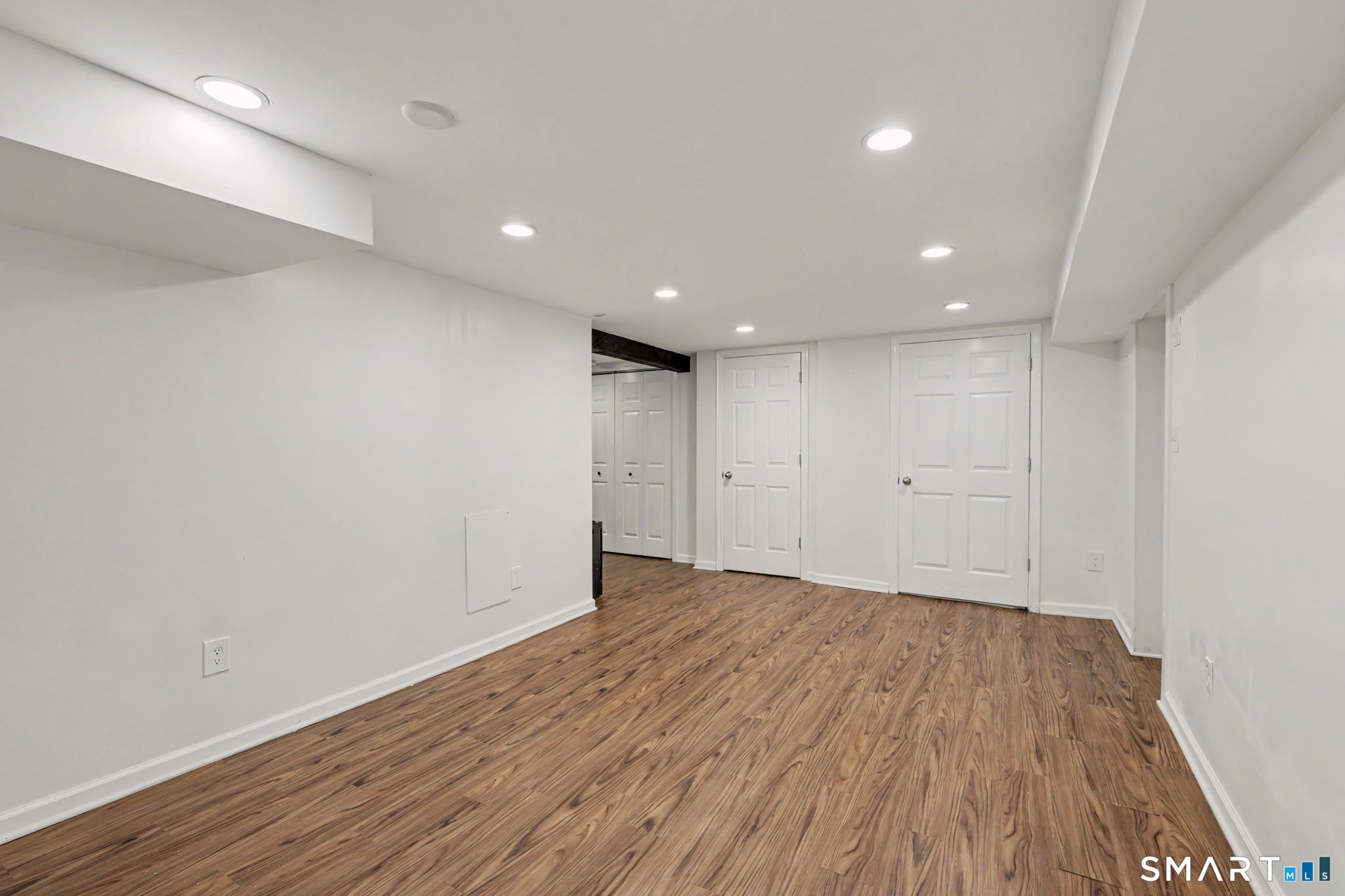 77 Round Hill Road Property Photo 18