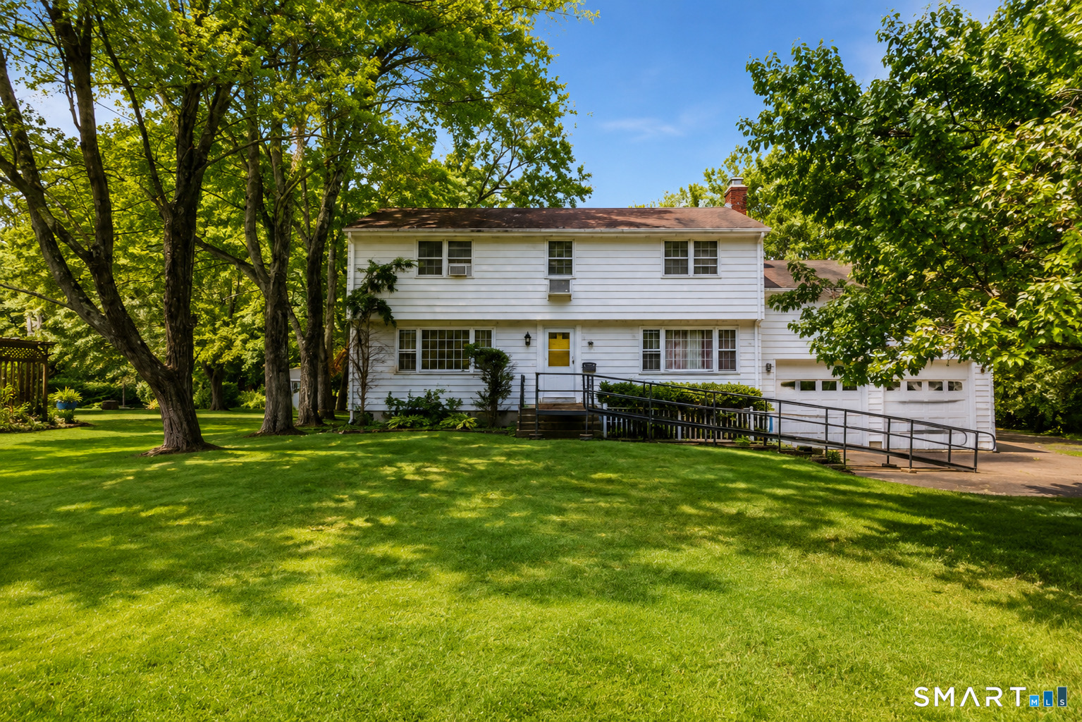 39 Maple Avenue Property Photo 9