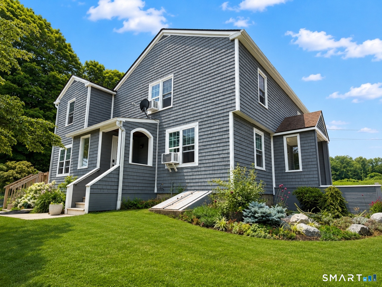 250 Killingly Road Property Photo 4