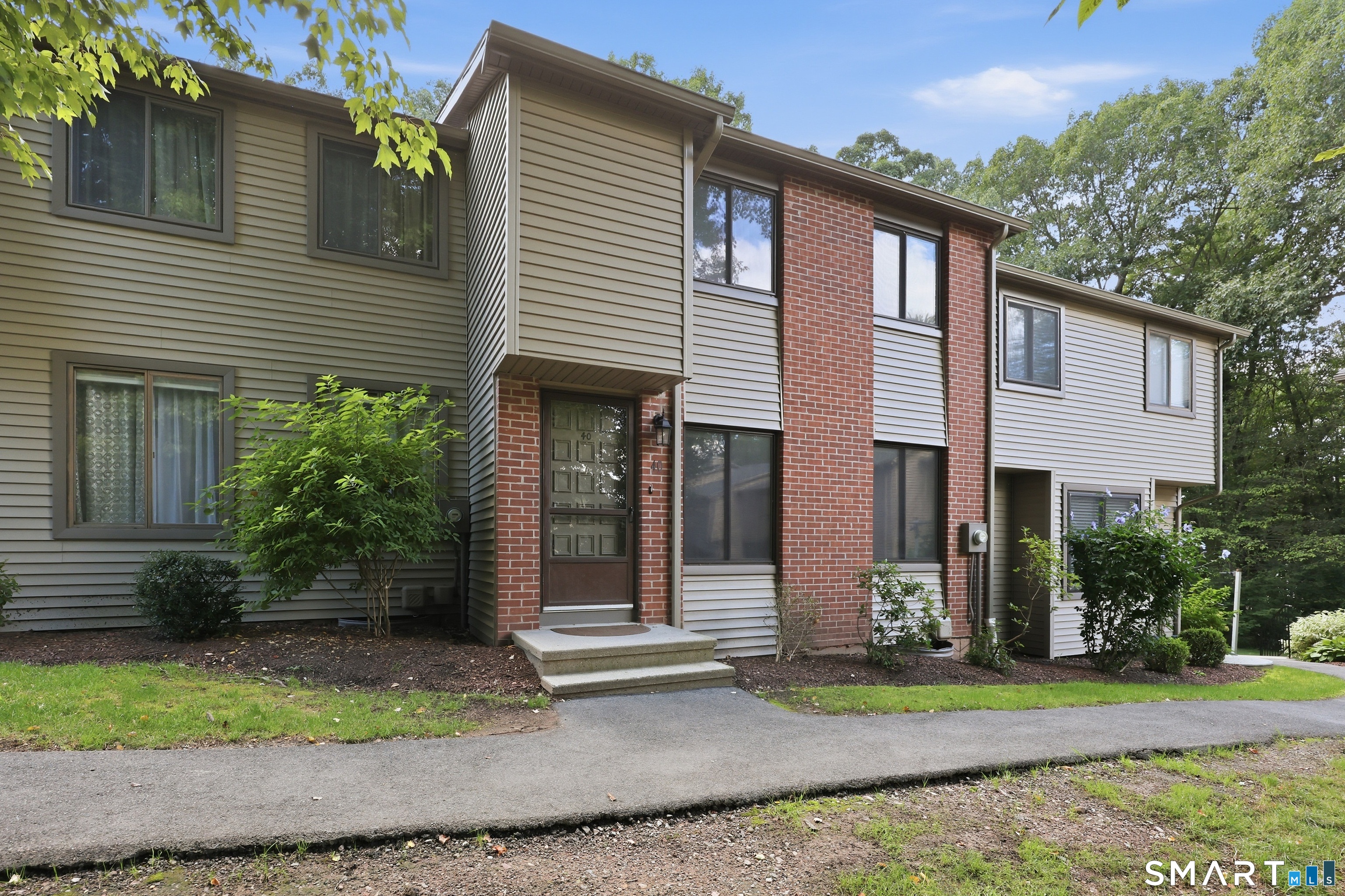 40 Conestoga 40 Way Property Photo 1