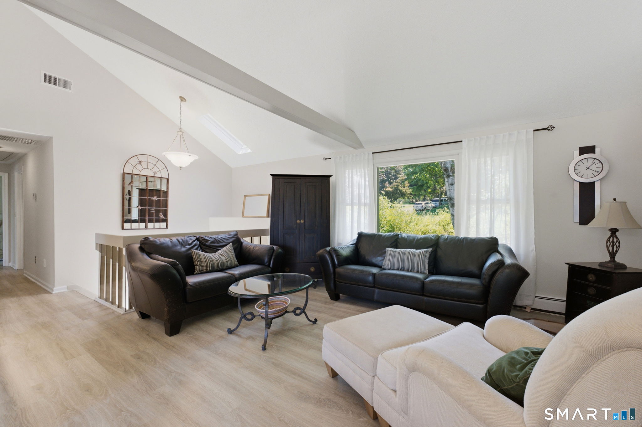 1512 Country Club Road Property Photo 8