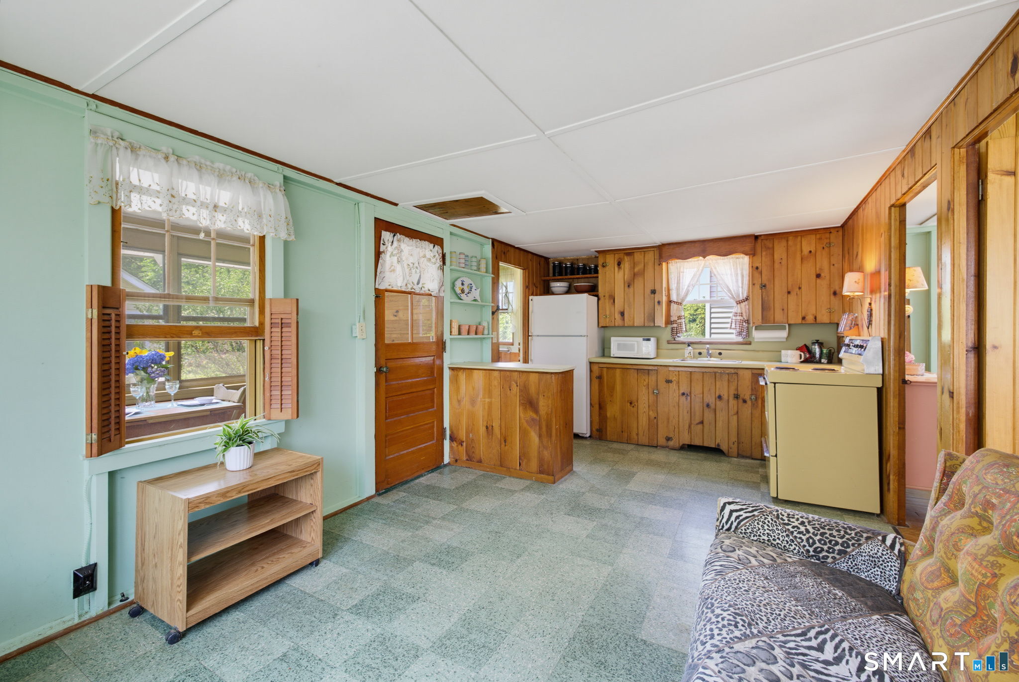 2 Hay Field Road Property Photo 9