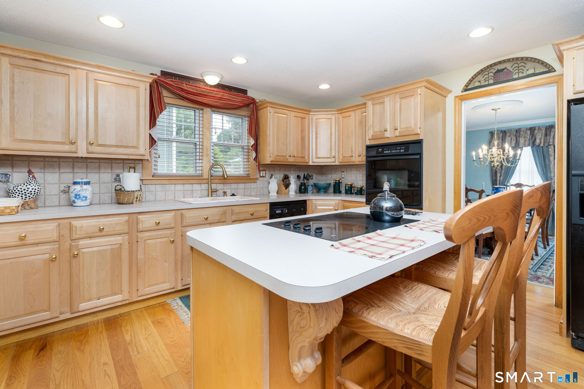 24191153 Property Photo 6