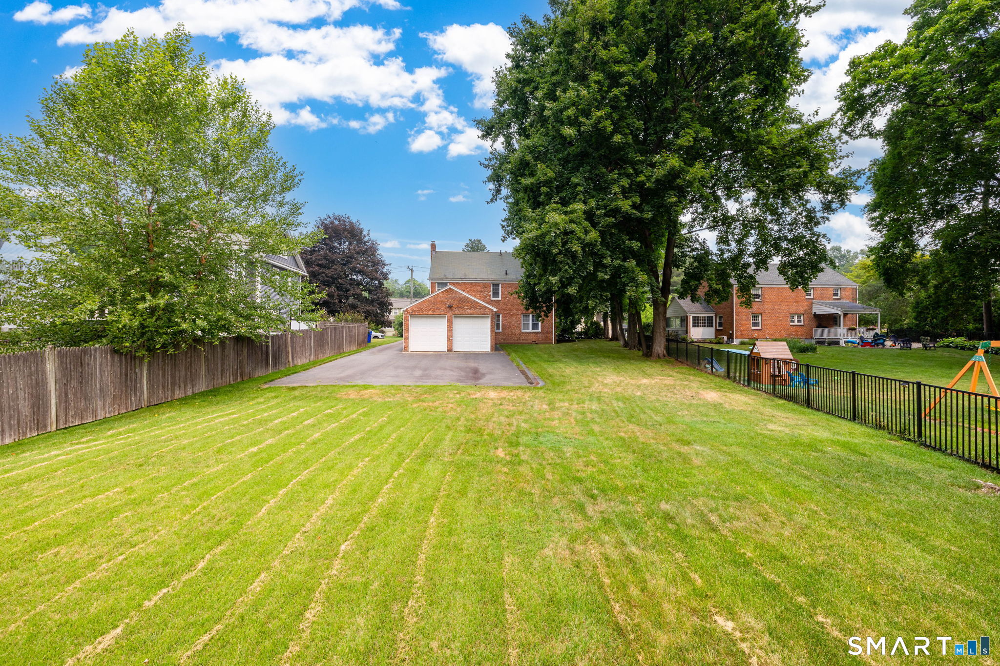 24191153 Property Photo 23