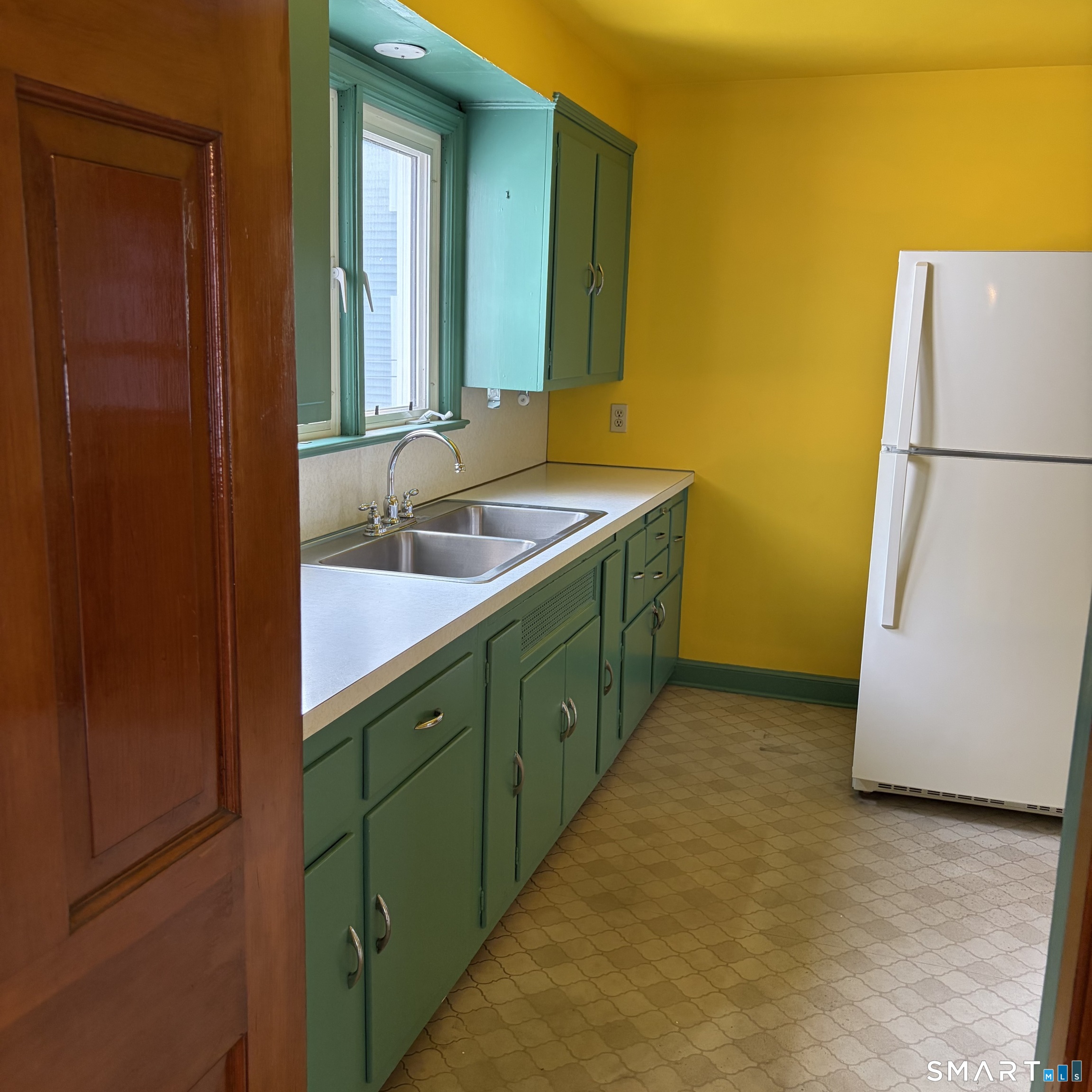 73 Westville Avenue Property Photo 9