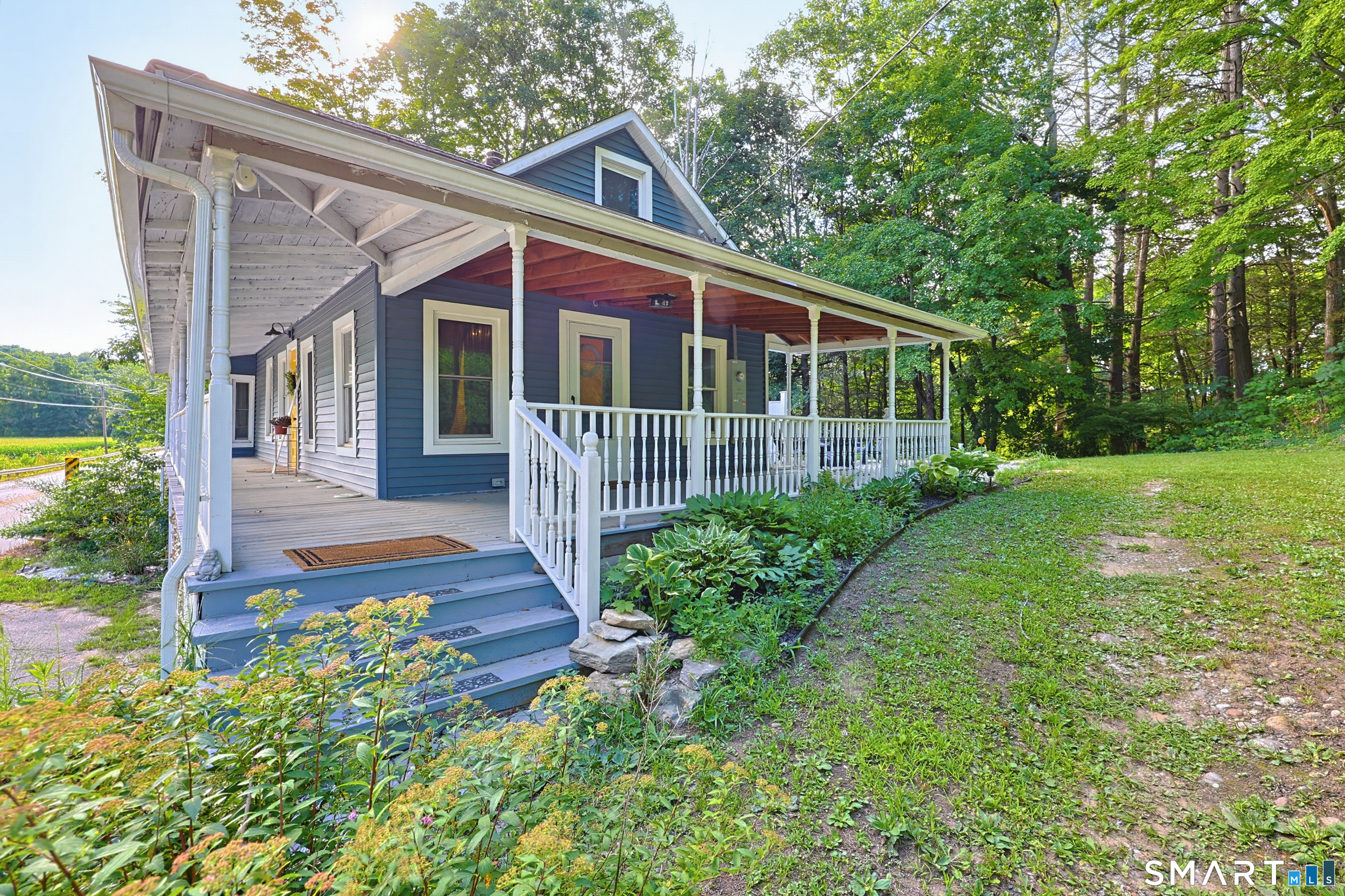 29 Middle Turnpike Property Photo 1