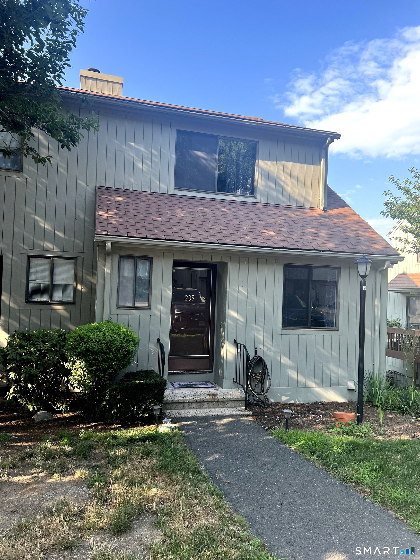 209 Concord 209 Court Property Photo 1