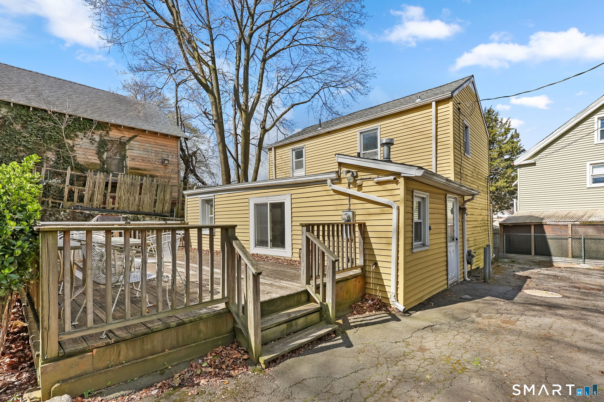 15 Henry Street Property Photo 2