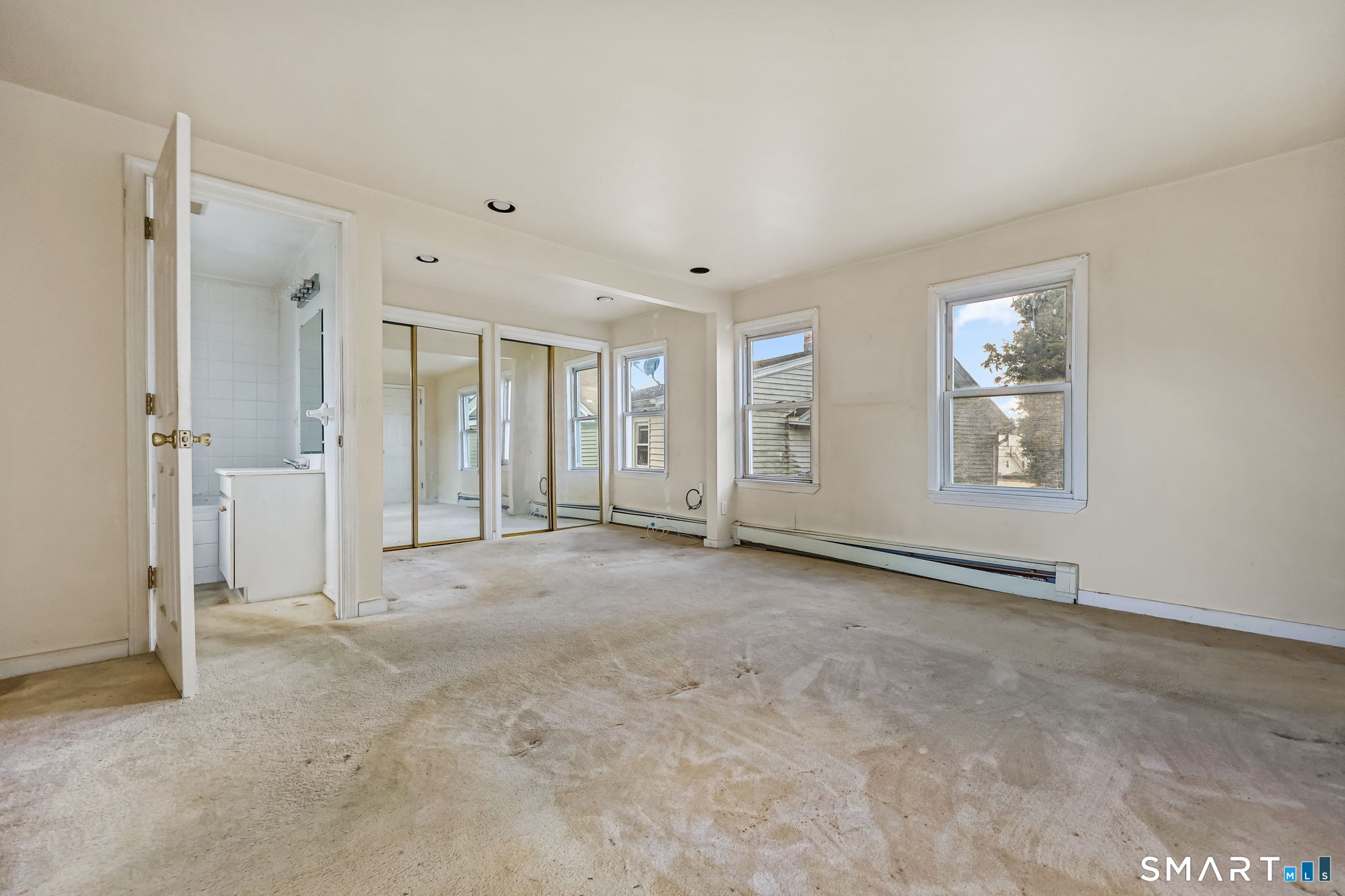 15 Henry Street Property Photo 14