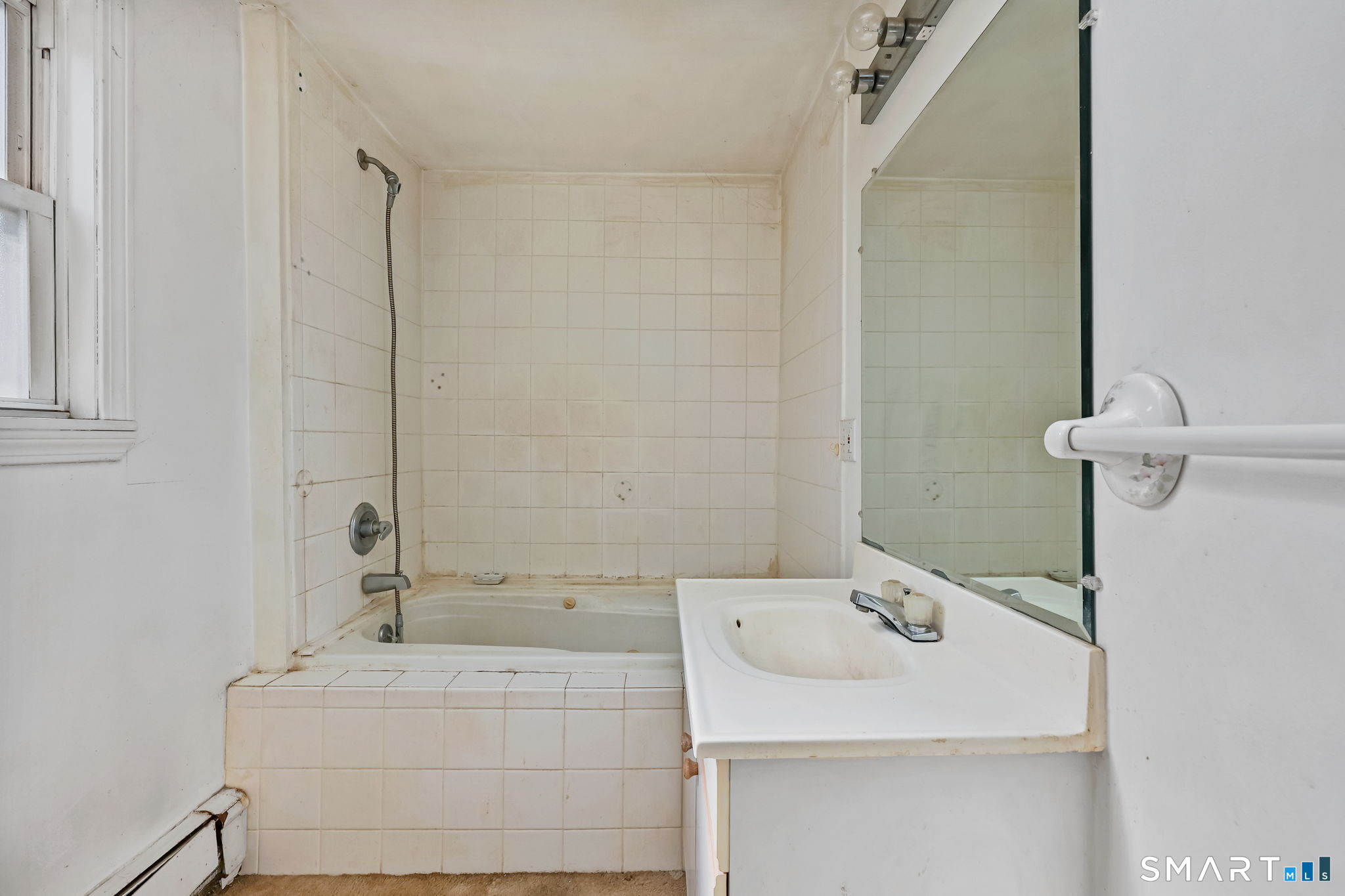 15 Henry Street Property Photo 16