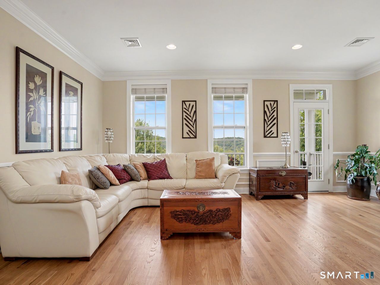 64 Warrington Round 64 Property Photo 3