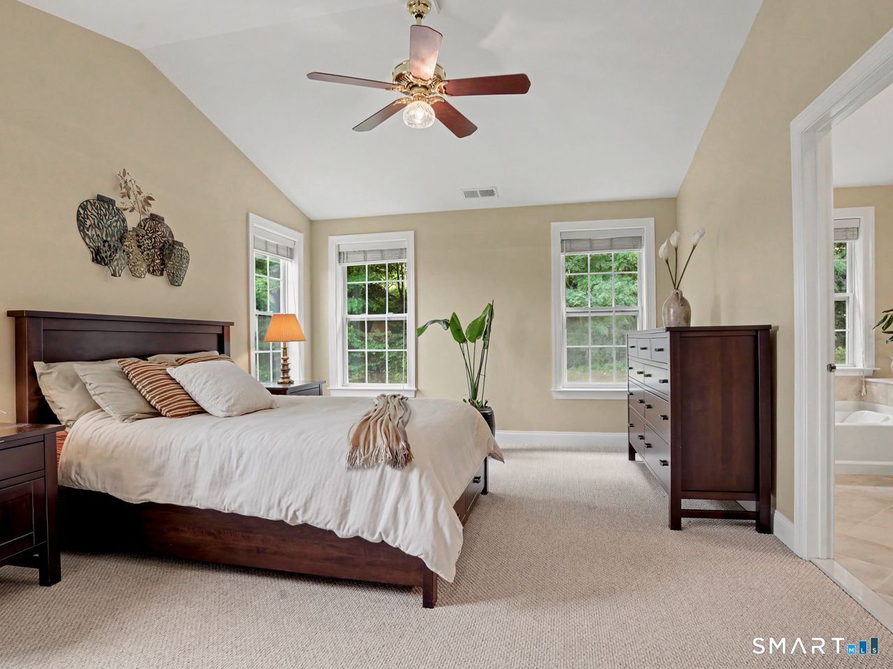 64 Warrington Round 64 Property Photo 11