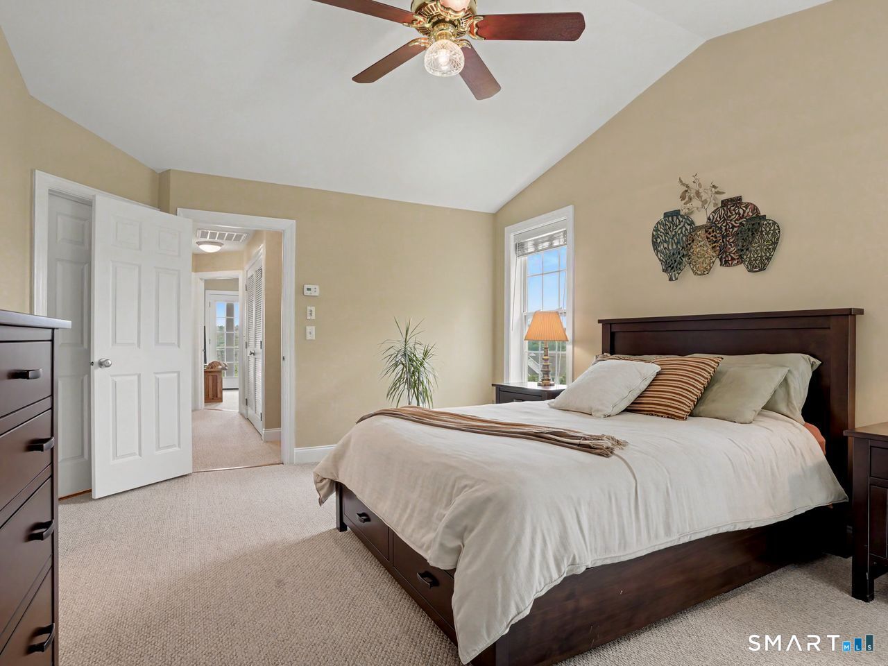 64 Warrington Round 64 Property Photo 12
