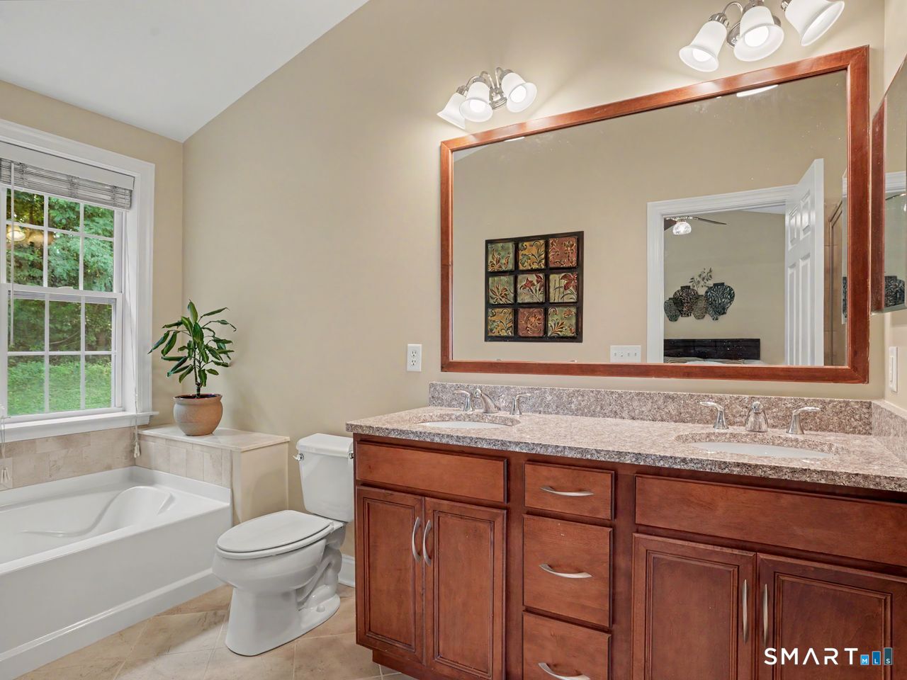 64 Warrington Round 64 Property Photo 14