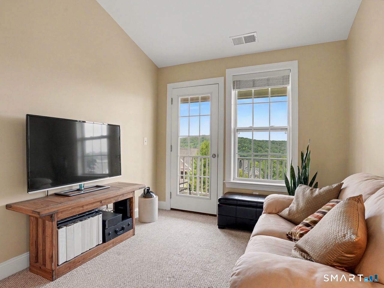 64 Warrington Round 64 Property Photo 18