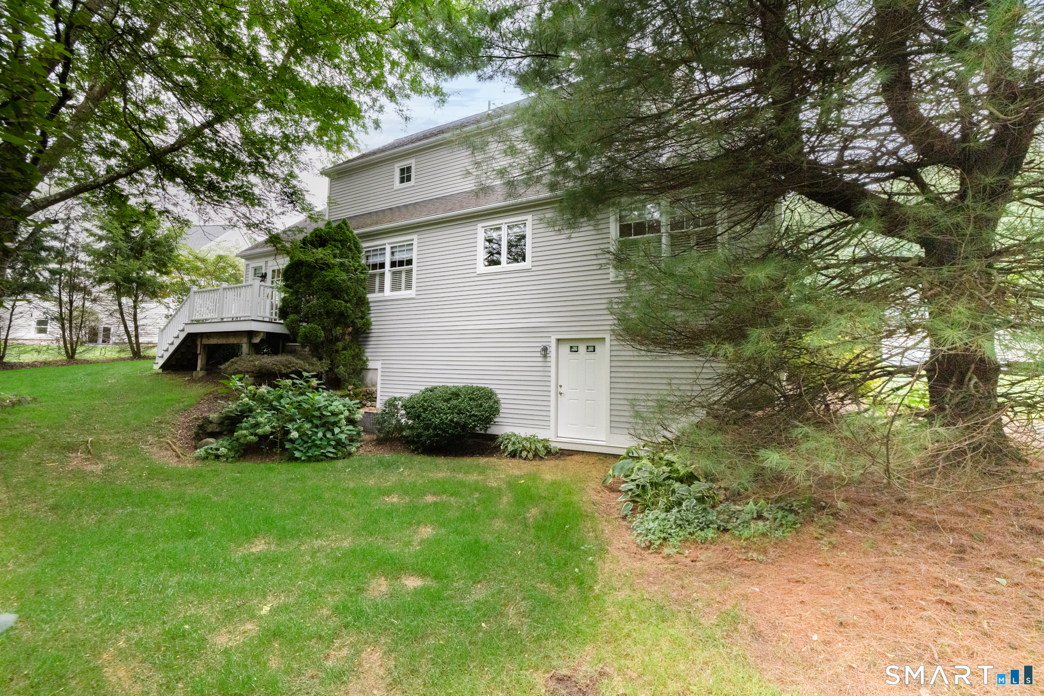 16 Caveson 16 Court Property Photo 4