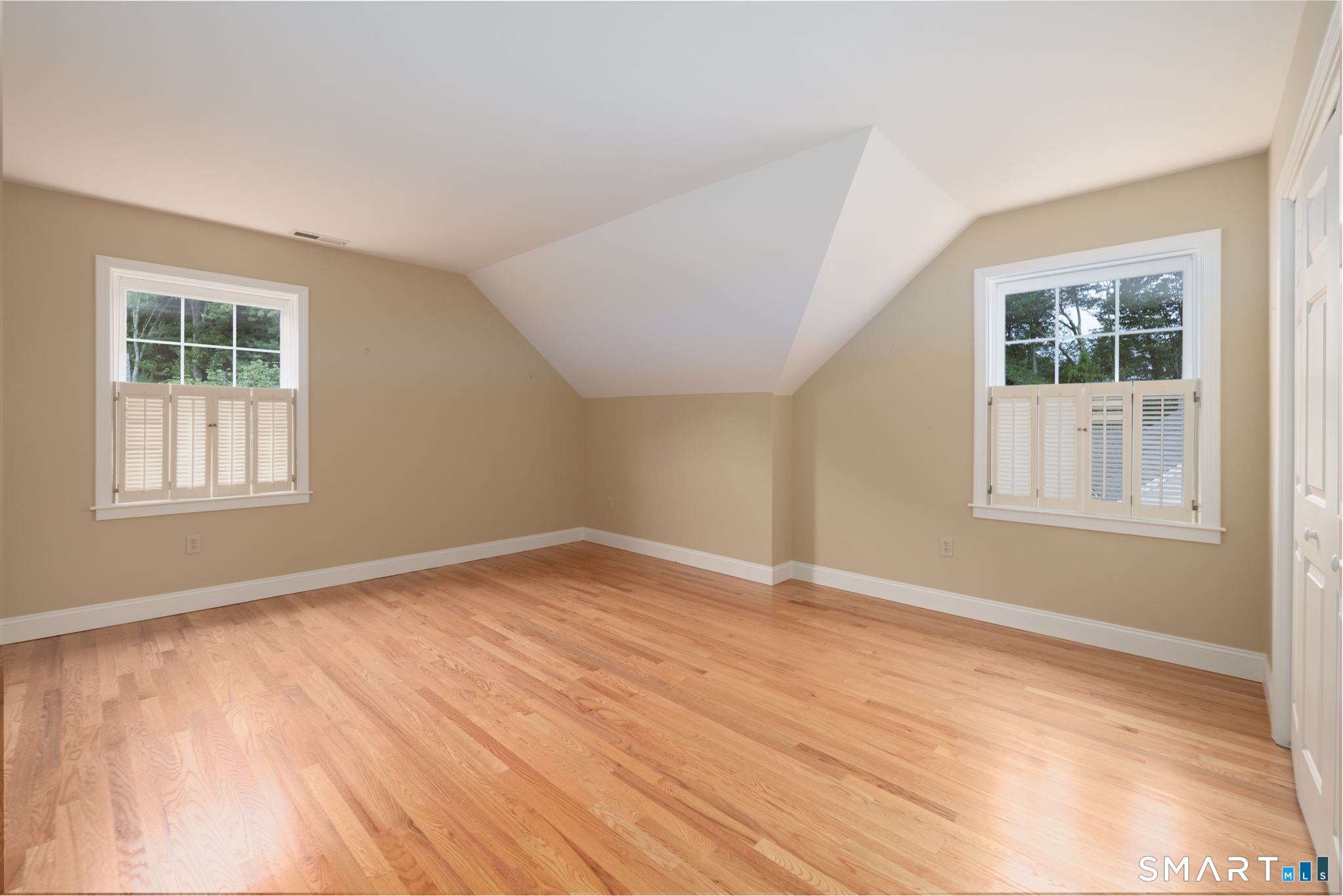 16 Caveson 16 Court Property Photo 34