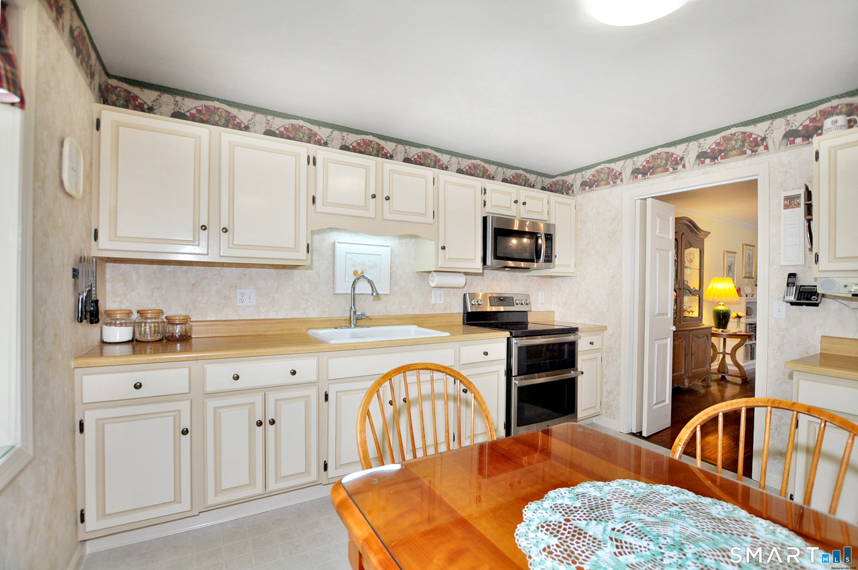 15 Bridgewater 15 Common Property Photo 9