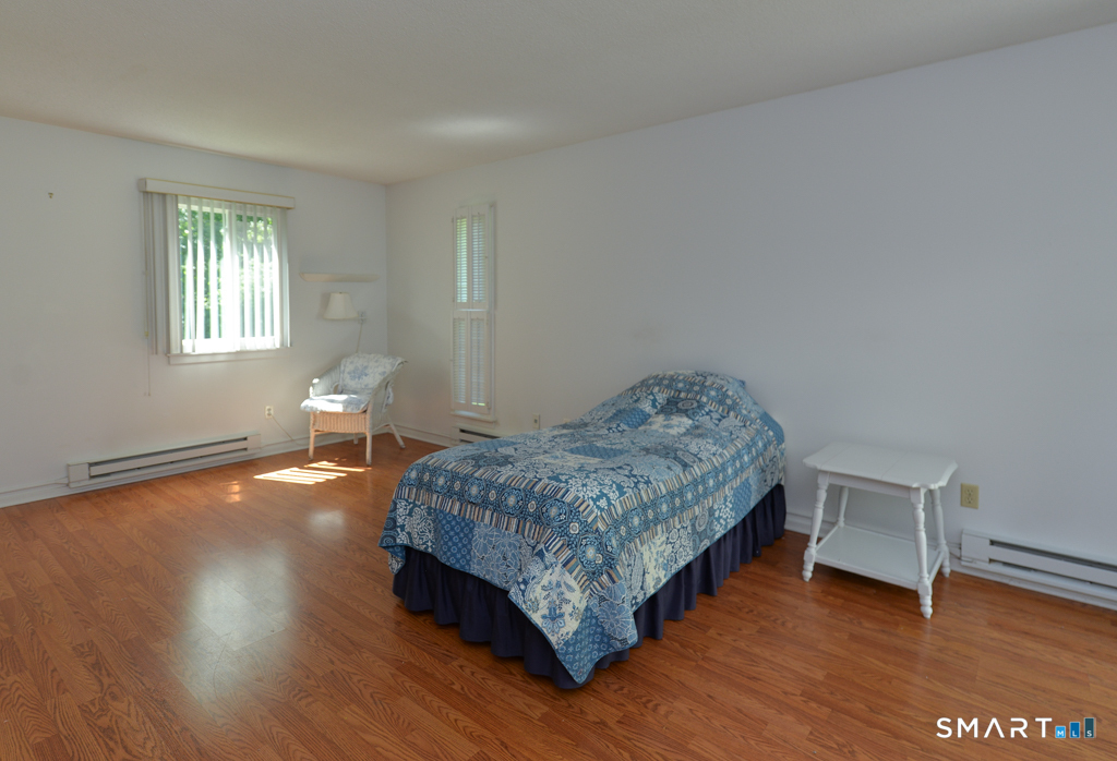 895 Heritage A Village Property Photo 11