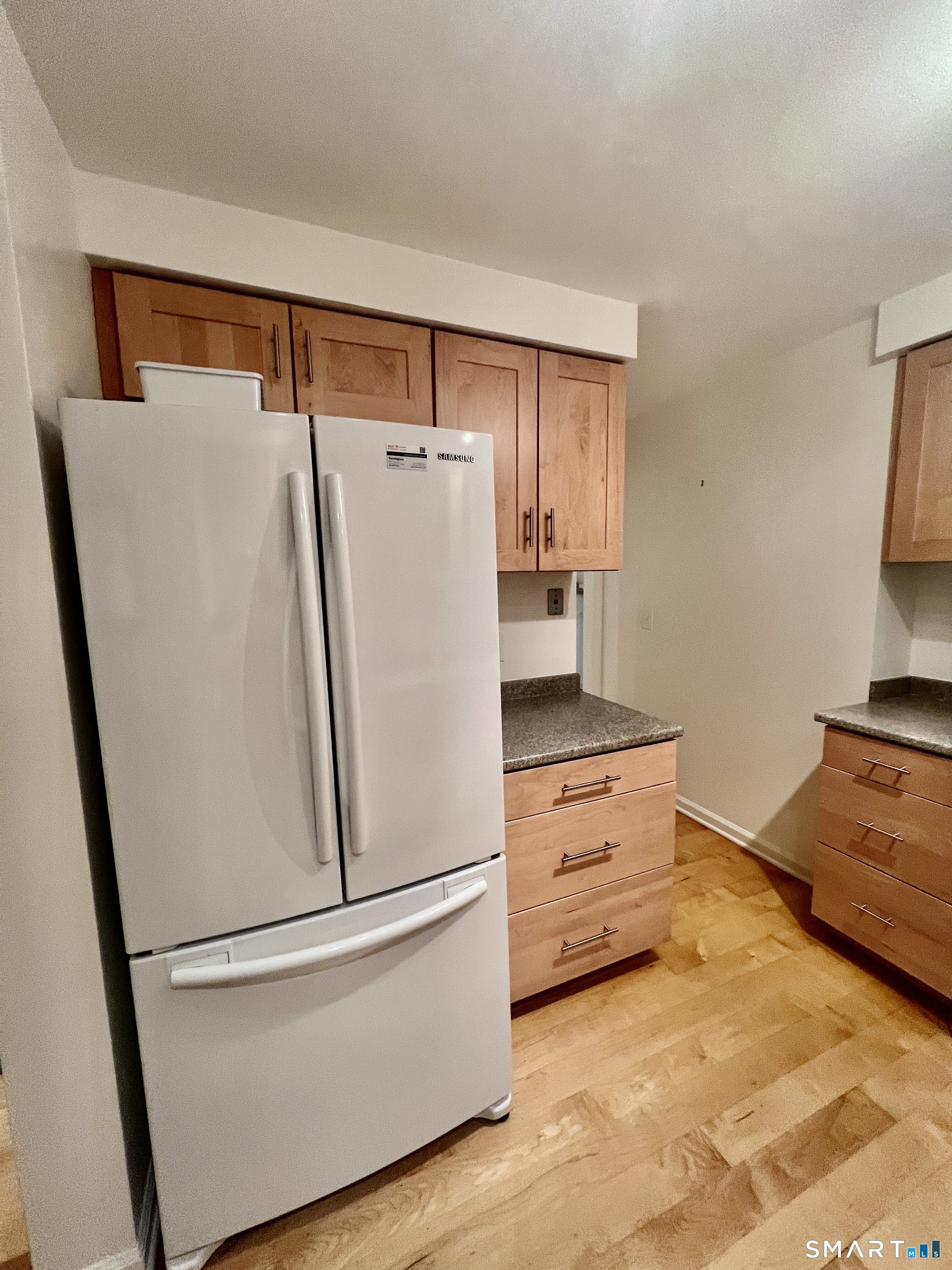 265 Cliffside Drive Property Photo 11