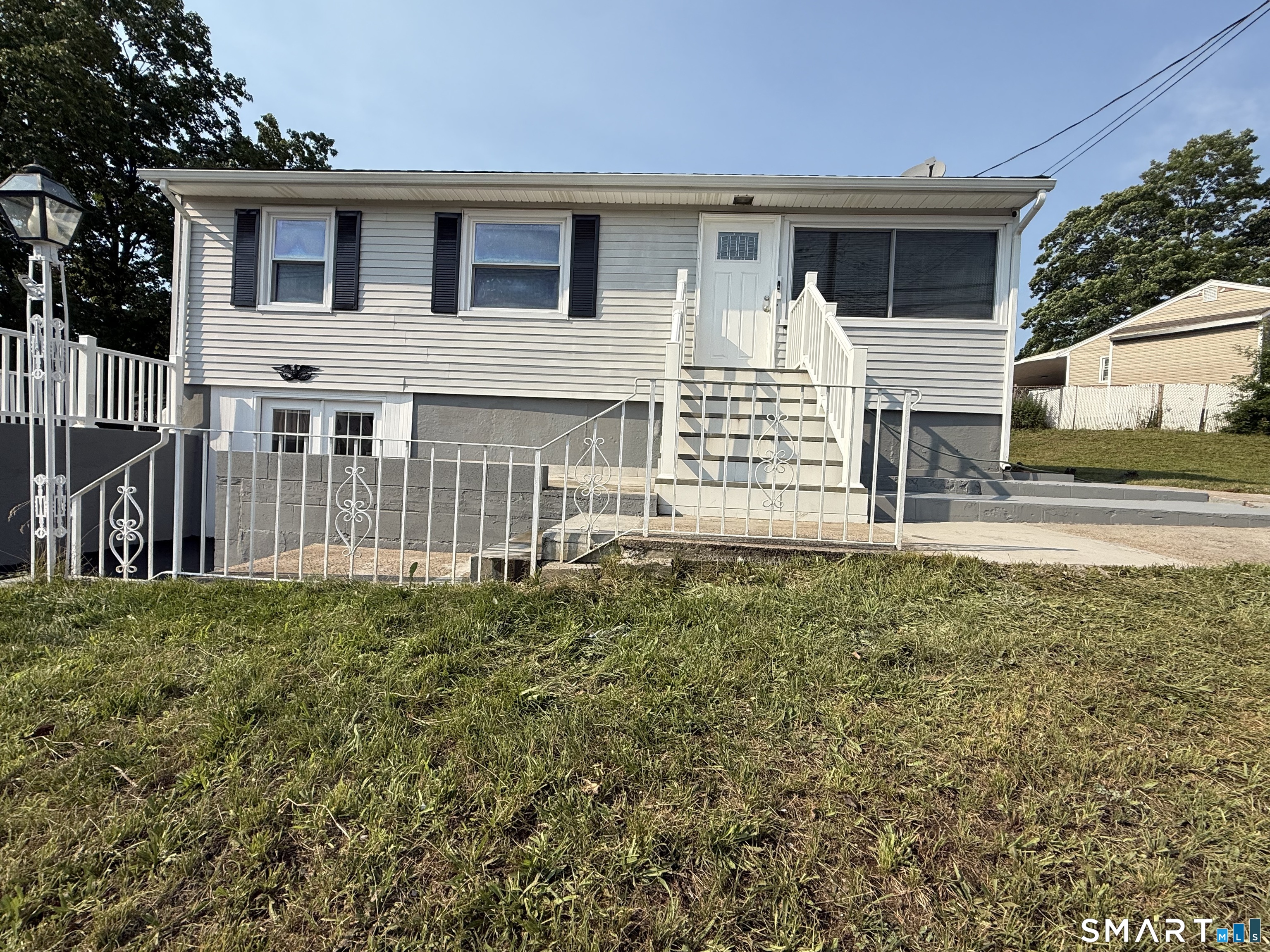 17 Navarro Road Property Photo 2