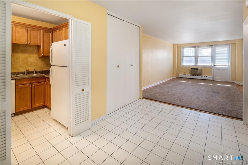 444 Bedford 5g Street Property Photo 4