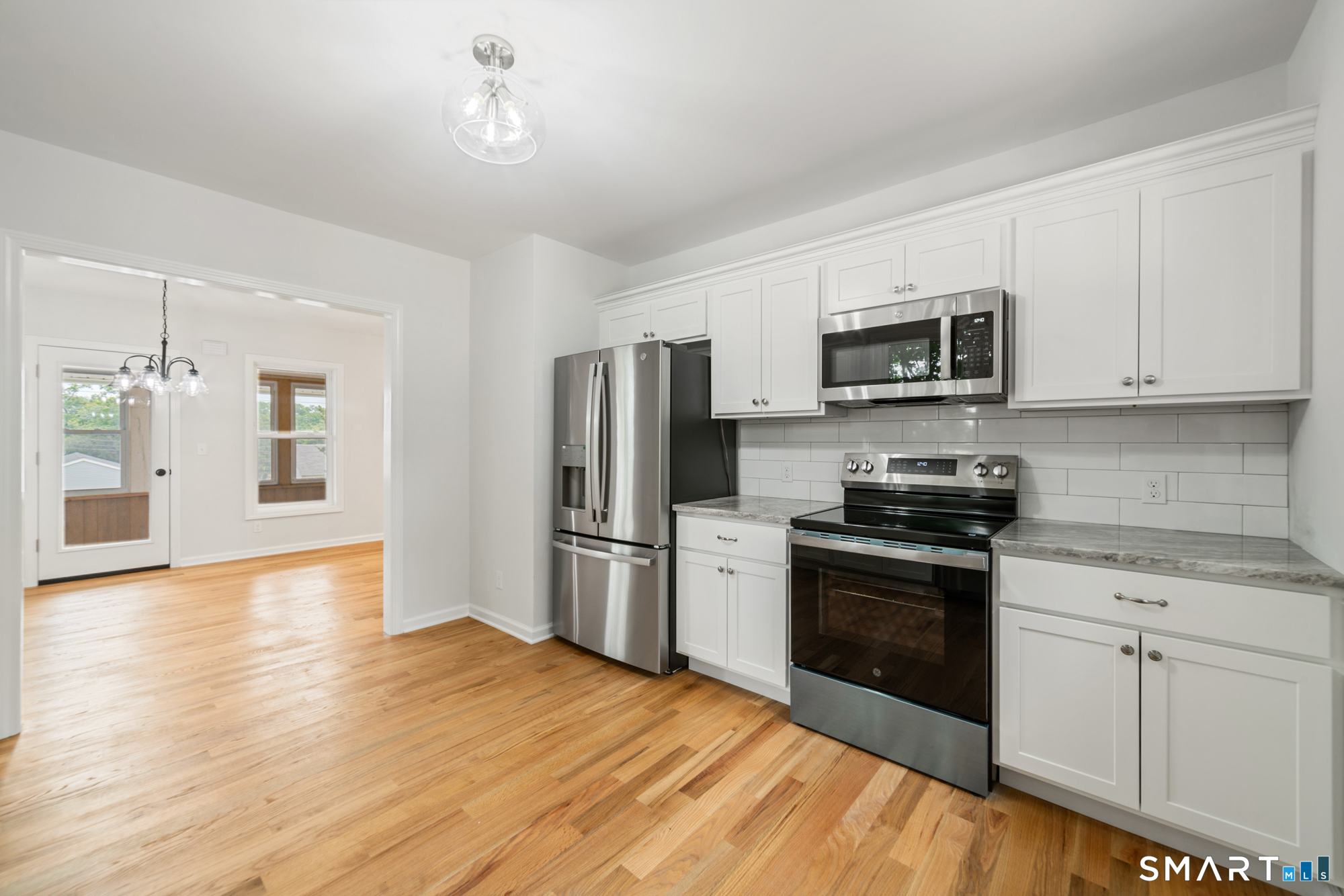 38 Charter Oak Avenue Property Photo 6