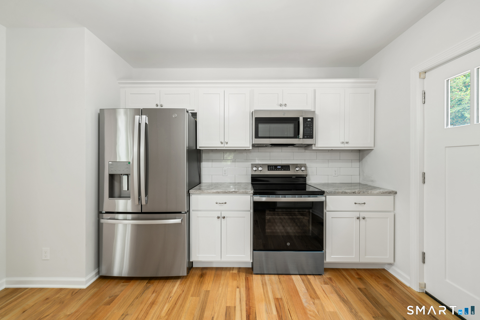 38 Charter Oak Avenue Property Photo 9