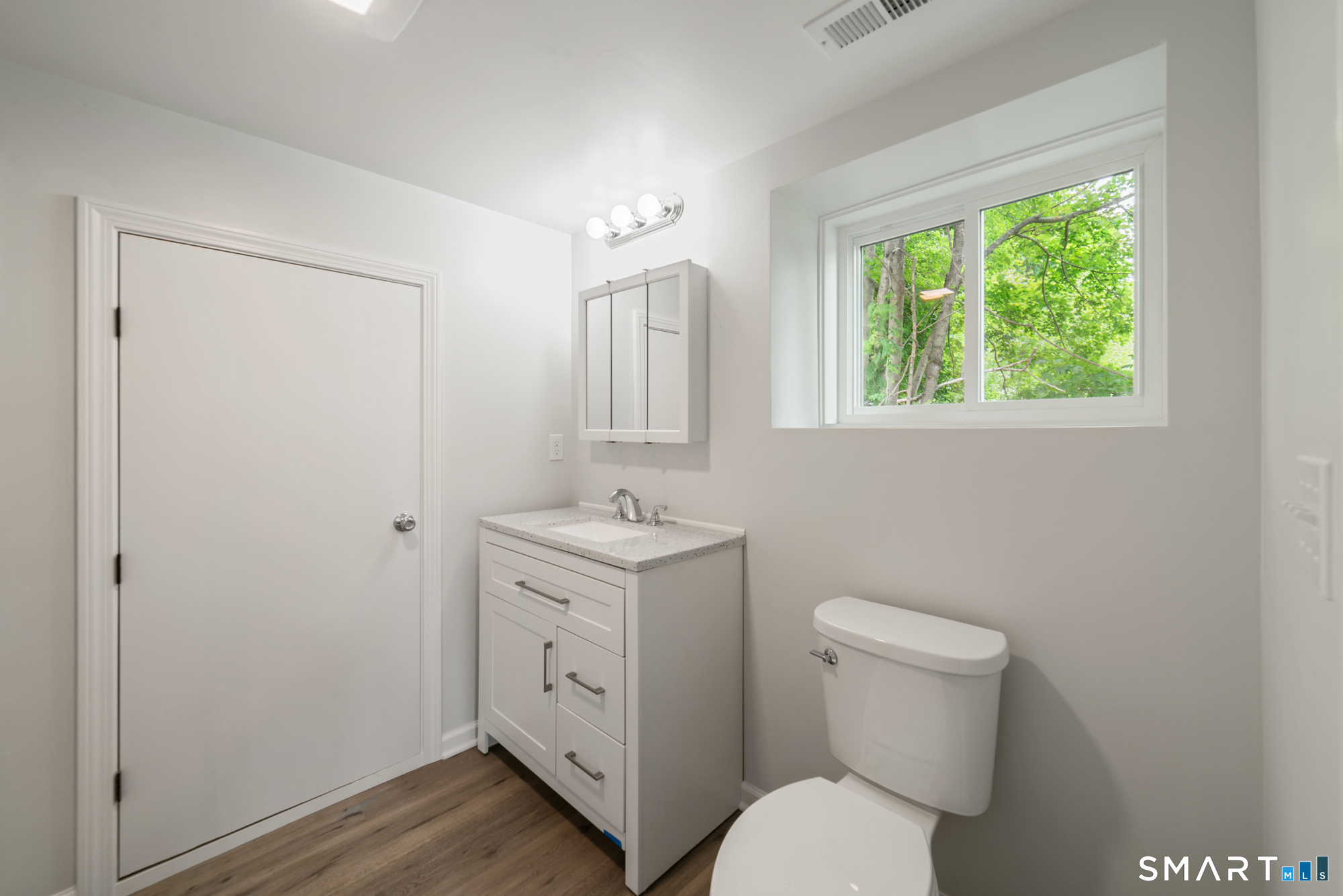 38 Charter Oak Avenue Property Photo 25