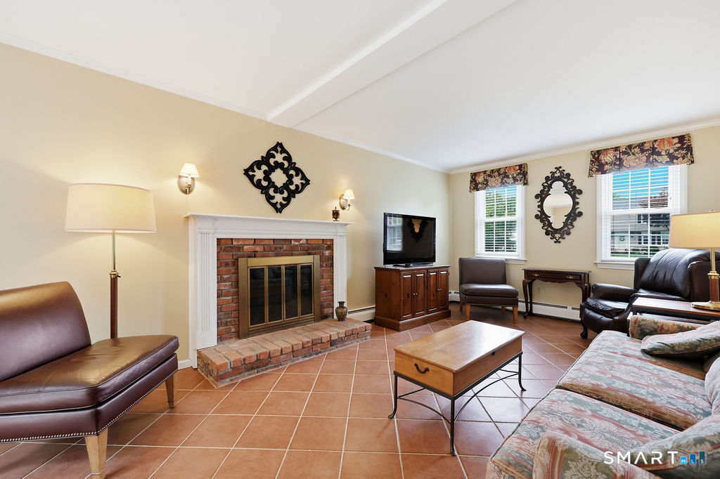 78 Wadsworth Street Property Photo 3