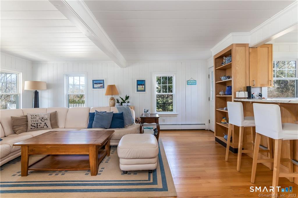 125 Island Avenue Property Photo 2