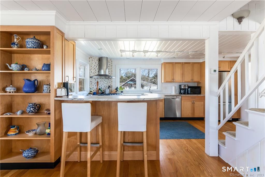 125 Island Avenue Property Photo 3