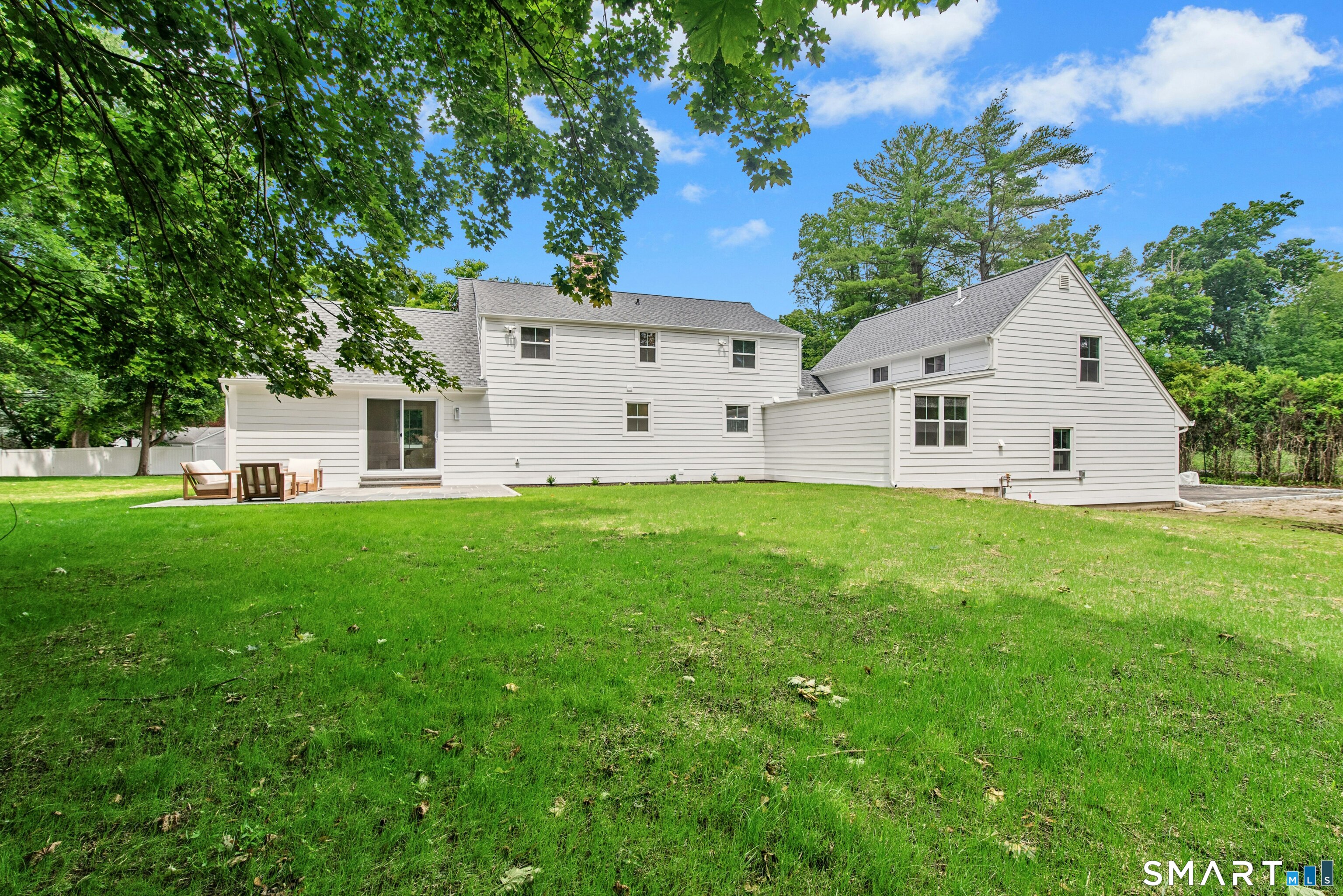 110 Cross Highway Property Photo 5