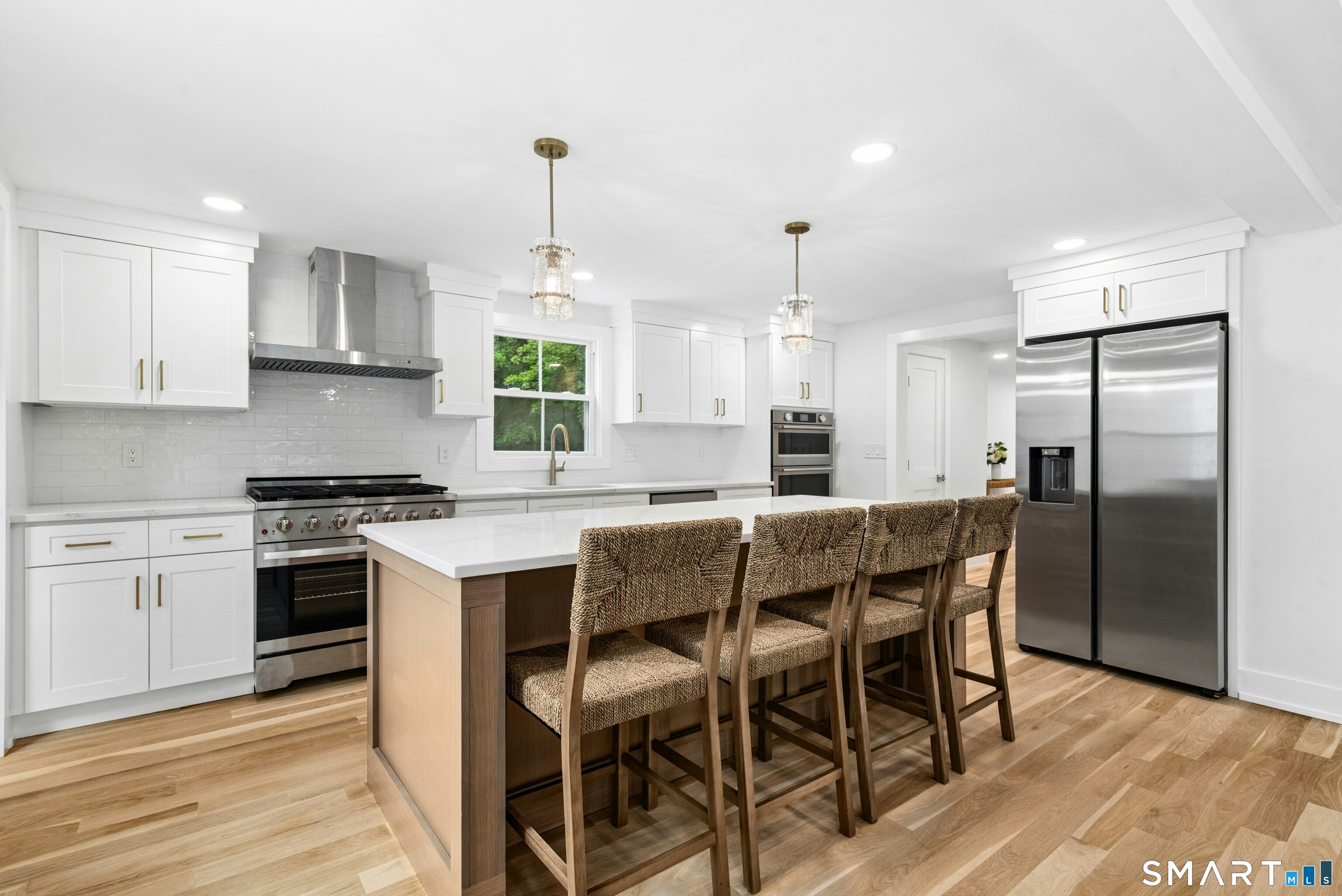110 Cross Highway Property Photo 12