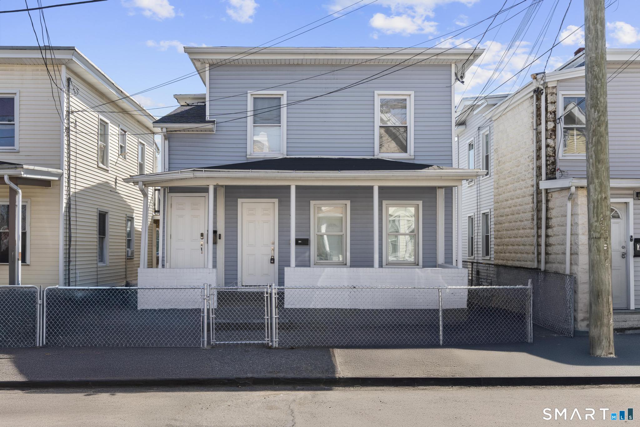 75 Commercial Street Property Photo 1