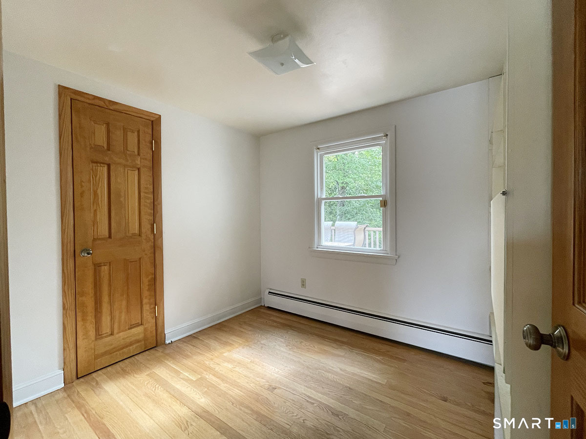 6 Colonial Drive Property Photo 14