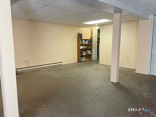 6 Colonial Drive Property Photo 20