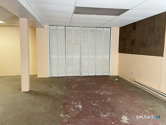 6 Colonial Drive Property Photo 21