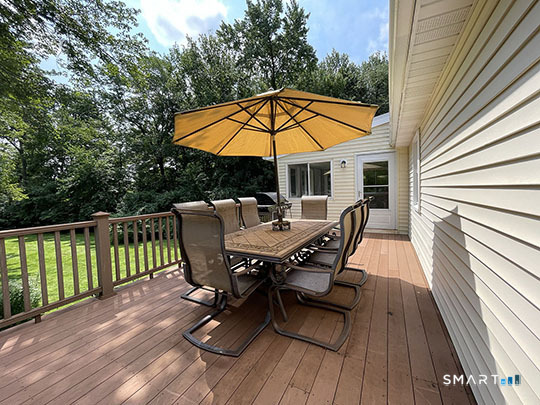 6 Colonial Drive Property Photo 22