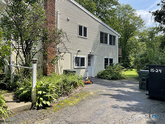 6 Colonial Drive Property Photo 25