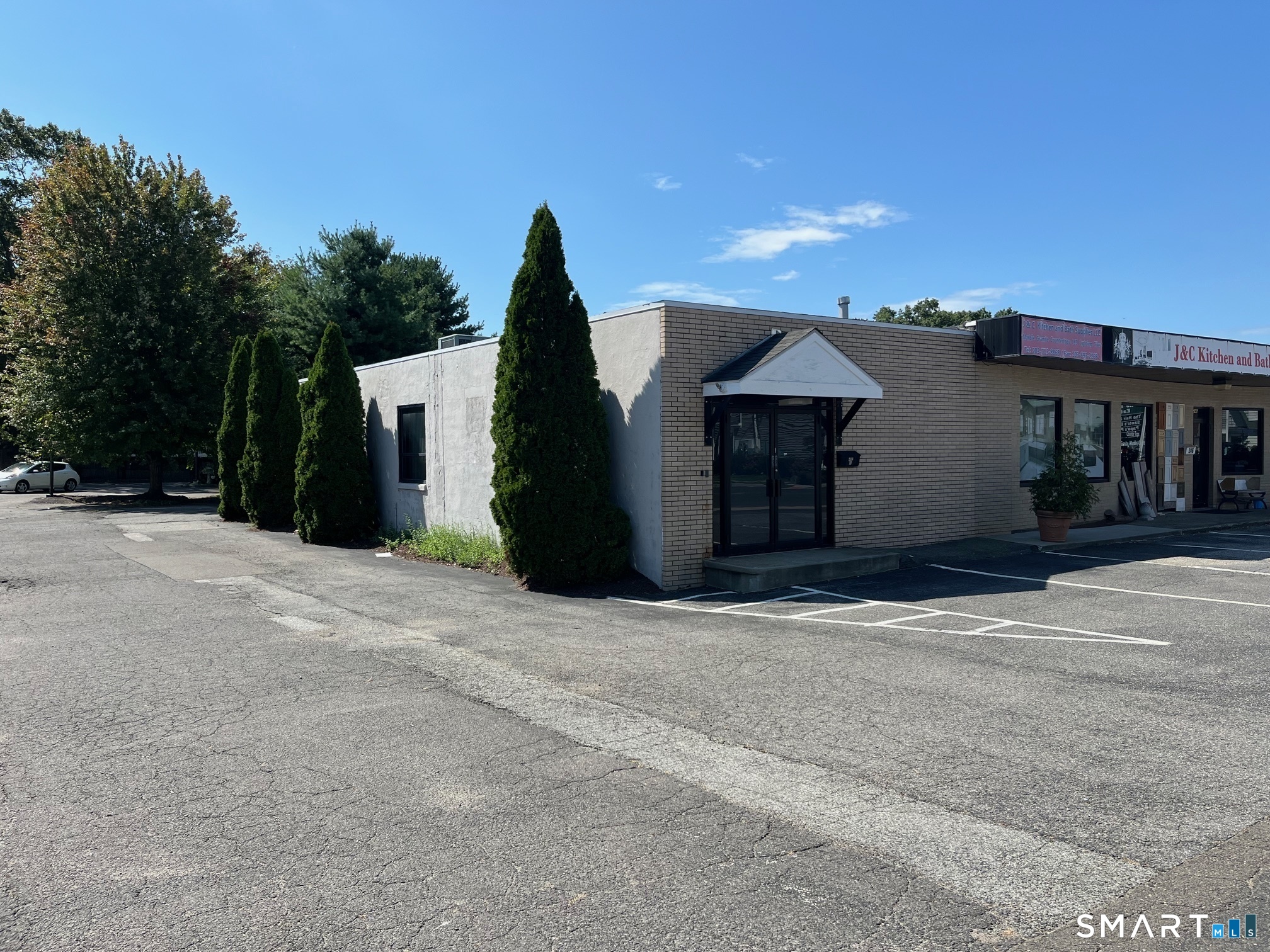 246 Naugatuck Avenue Property Photo 3