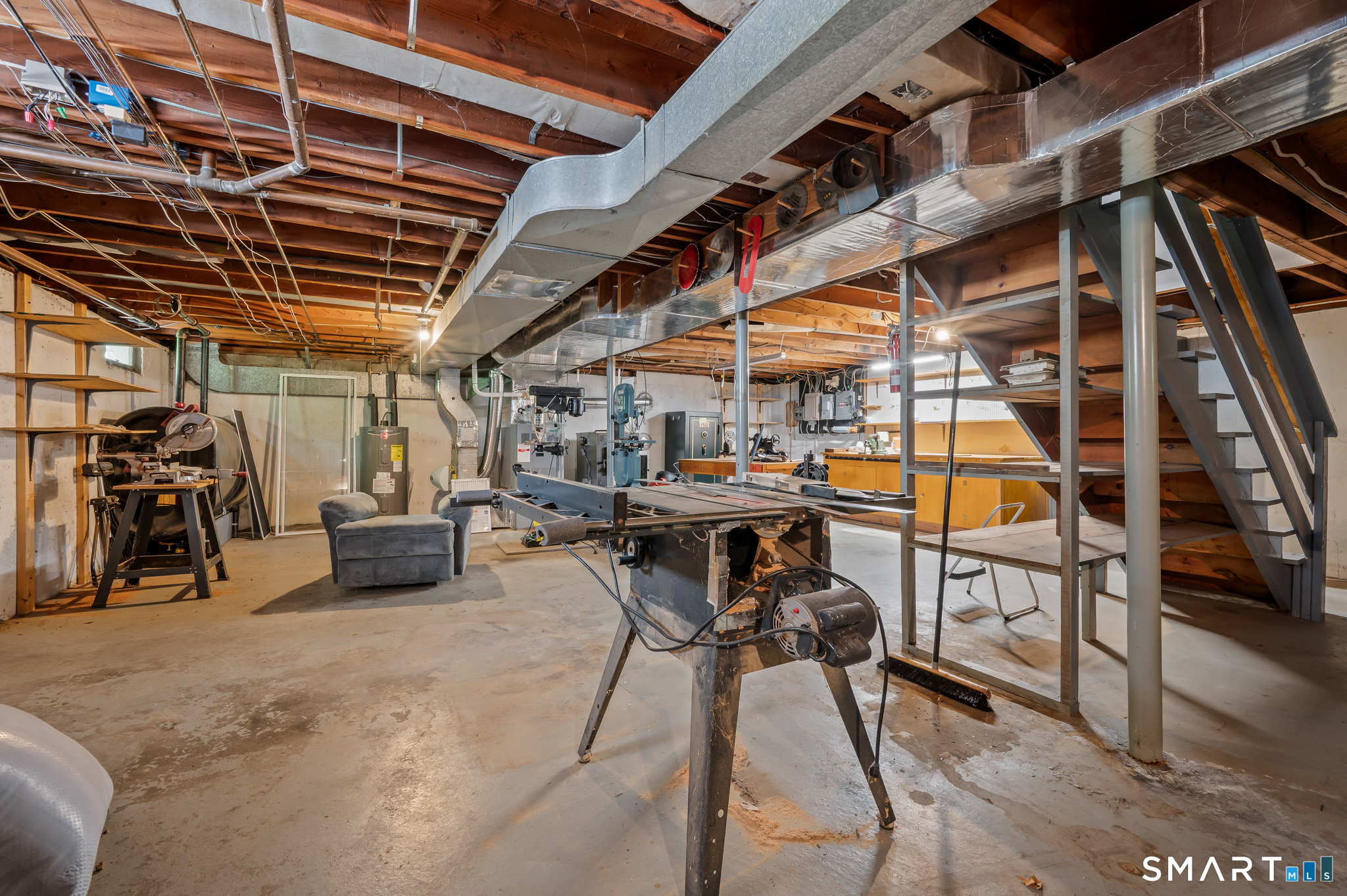425 Hills Street Property Photo 31