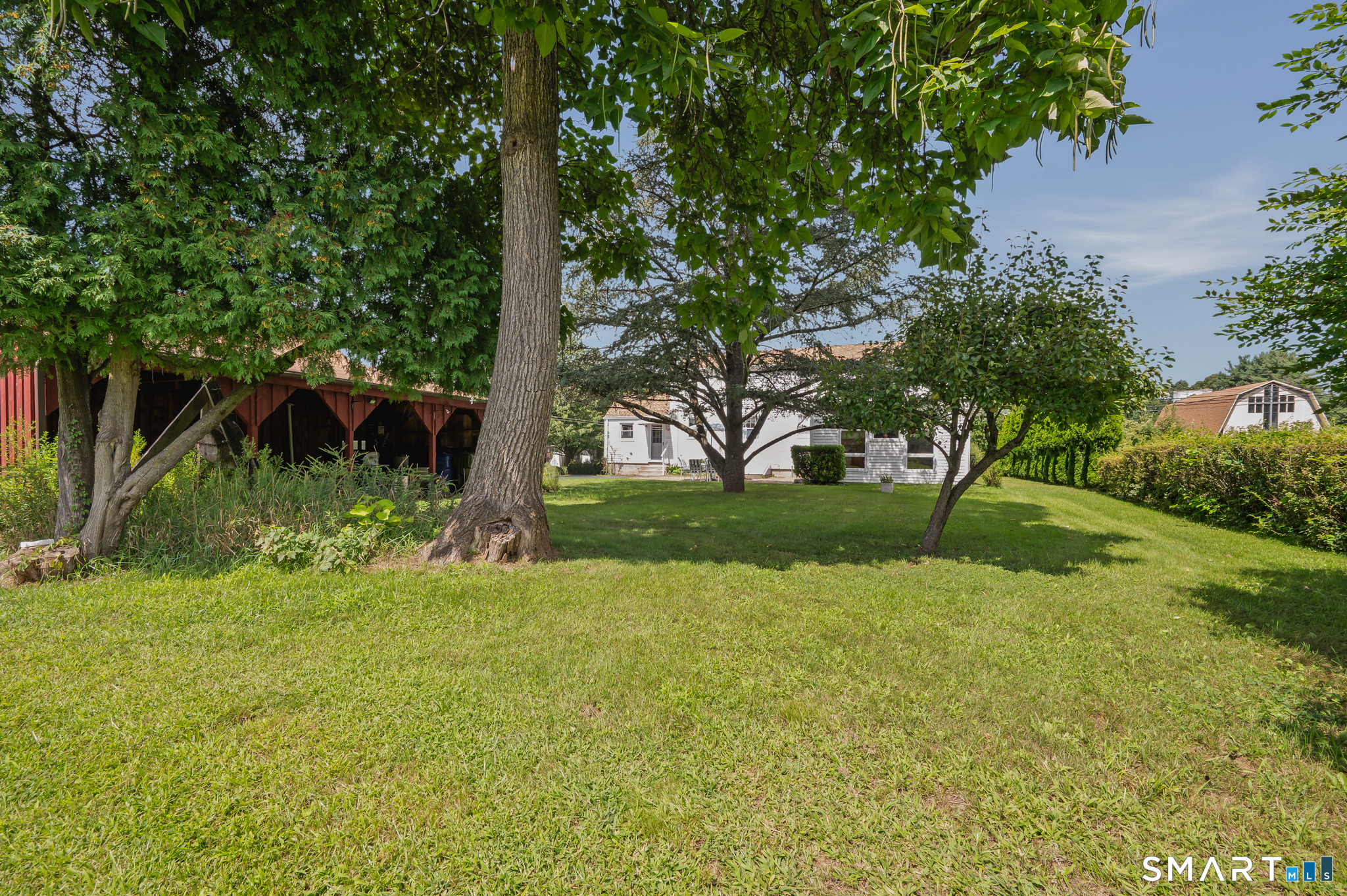 425 Hills Street Property Photo 34