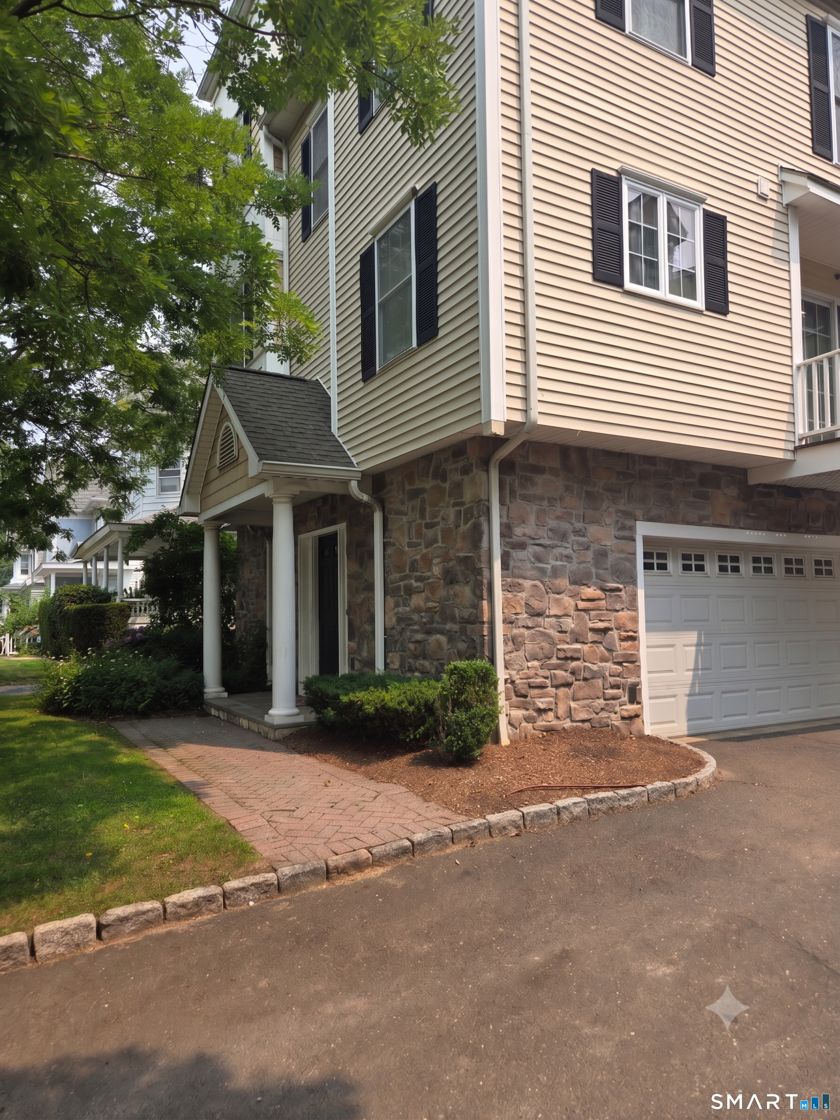1707 Summer 1 Street Property Photo 2